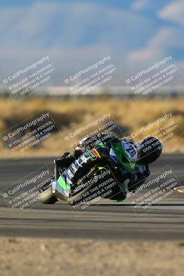 media/Dec-07-2024-CVMA (Sat) [[21c5f1ef85]]/Race 12-Supersport Middleweight/